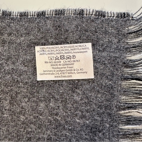 FRAAS | Black & White / Grey Reversible Blanket Wrap / Scarf - Picture 14 of 16